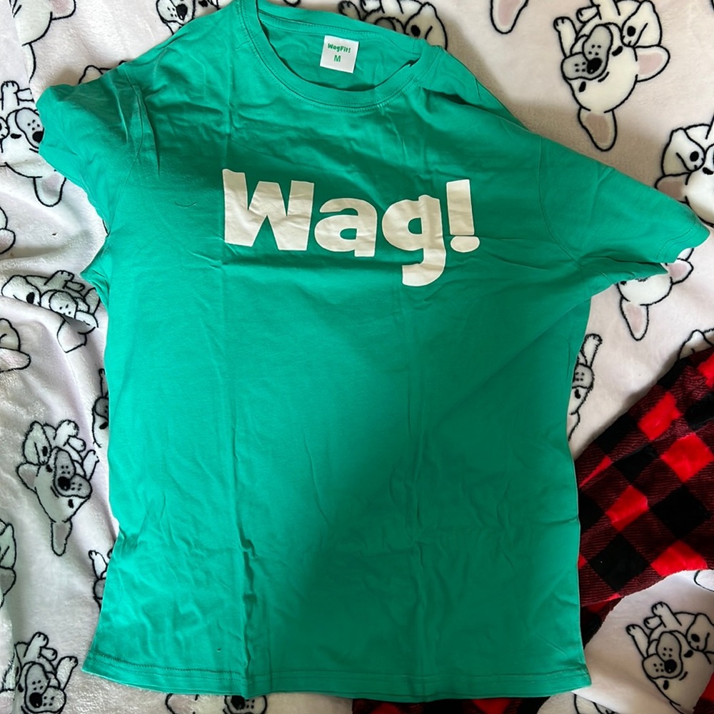 Wag medium tshirt